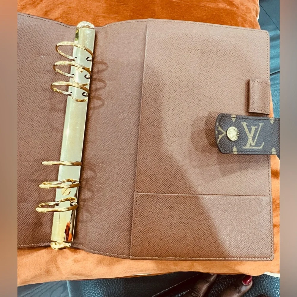 COPY - Authentic Louis Vuitton Monogram Agenda GM/ Large Ring Agenda Cover - Picture 6 of 16